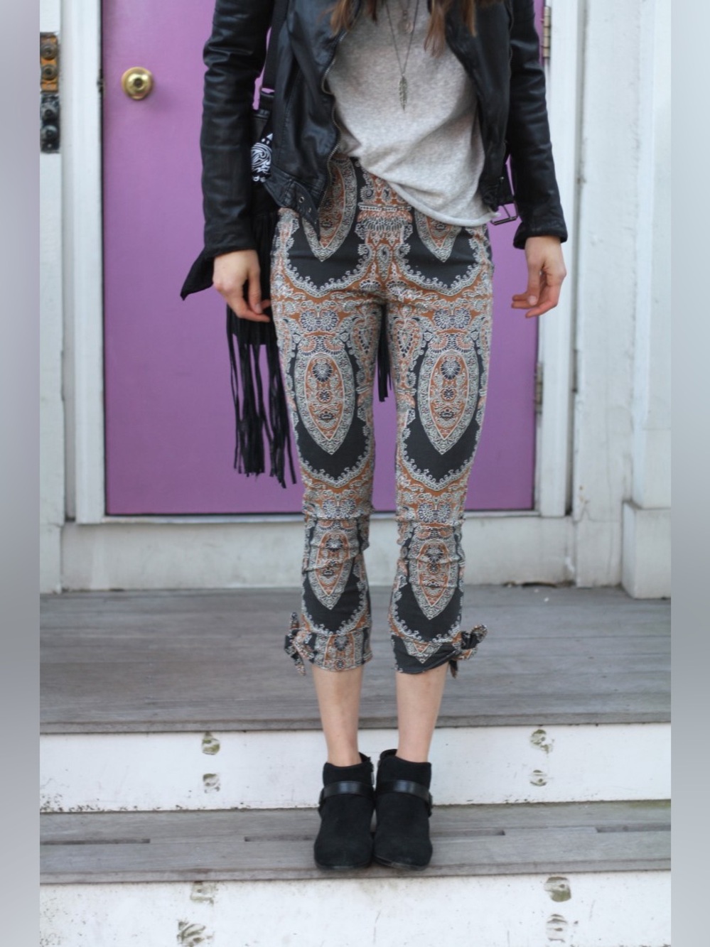 Free People Gray and Tan Paisley Cropped Pants with Bow Hem